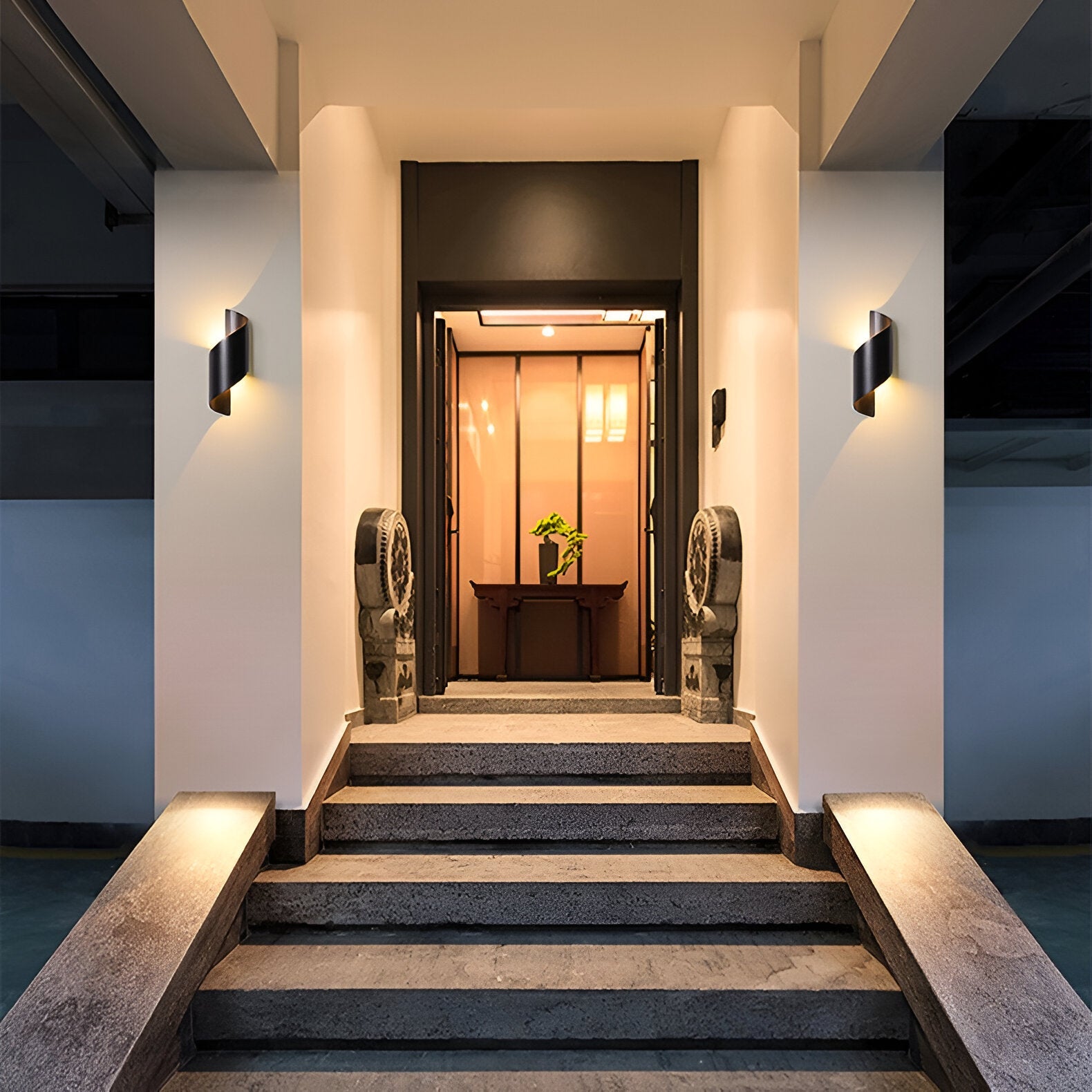 Nordic Aluminum Wave Wrap Wall Light