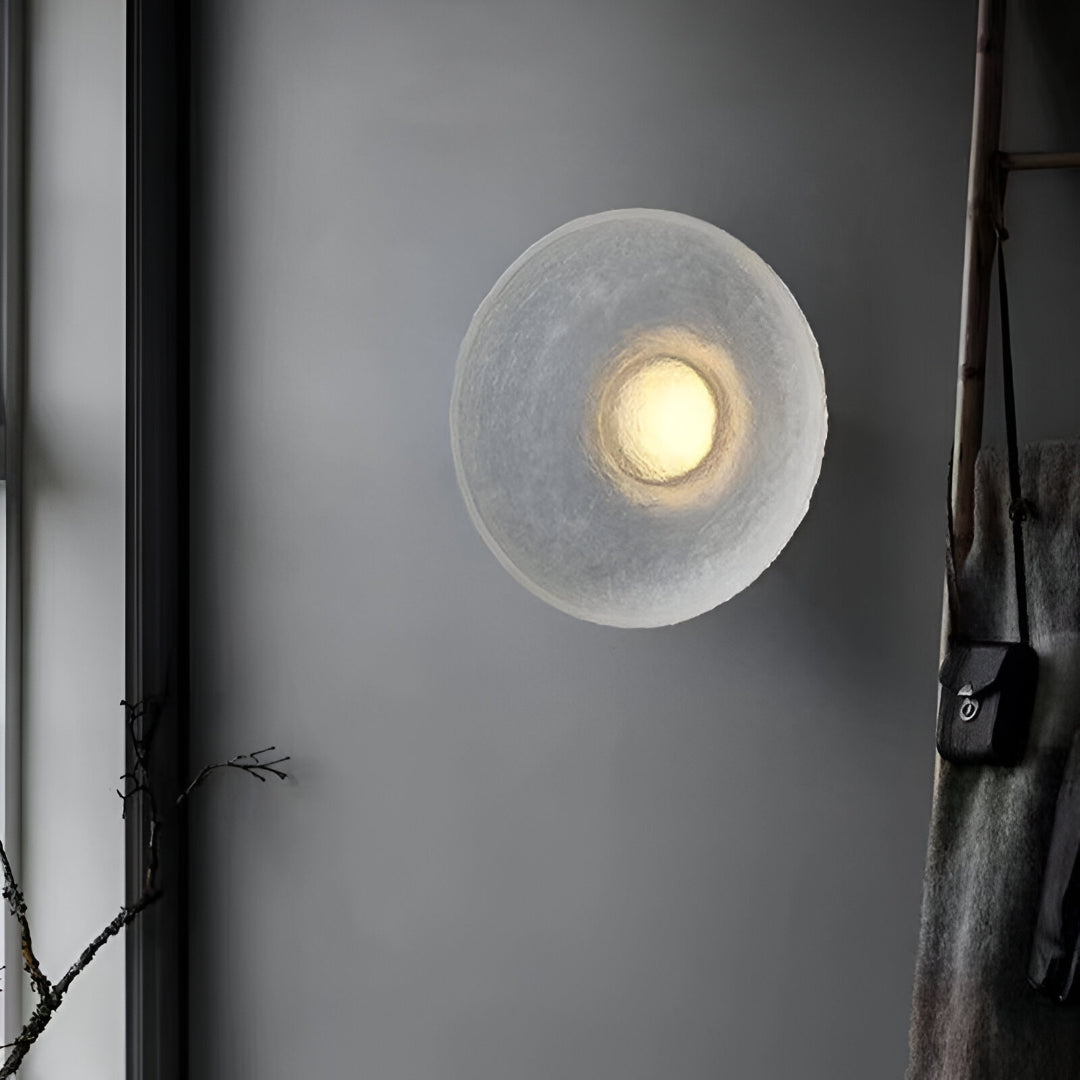 Seren Nordic Resin Round Wall Lamp