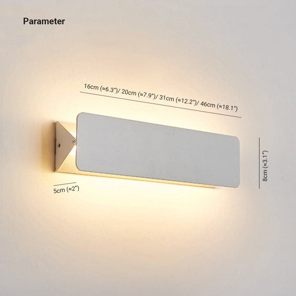 ANGULAR ROTATING WALL LAMP
