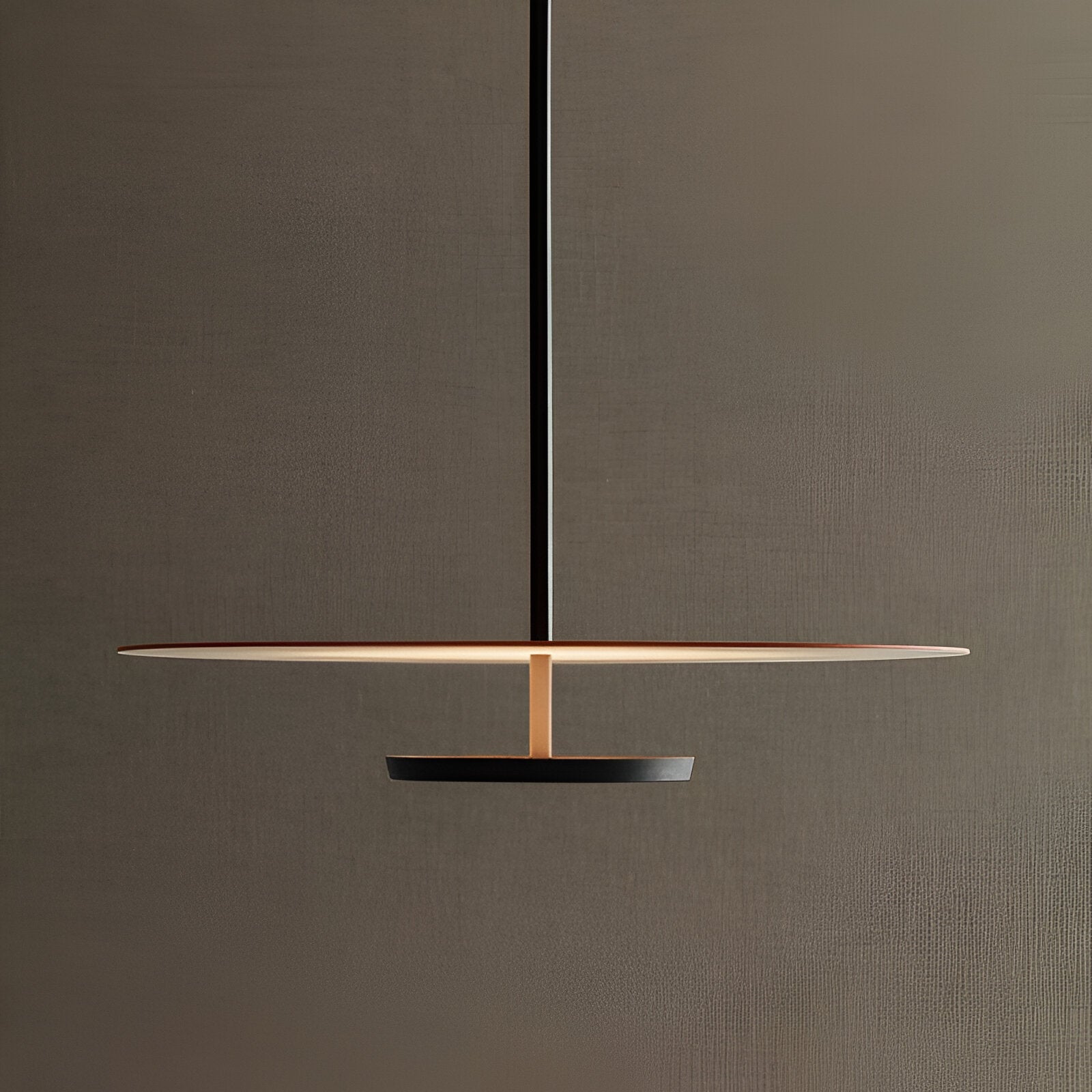 BLACK LINEAR DISC PENDANT