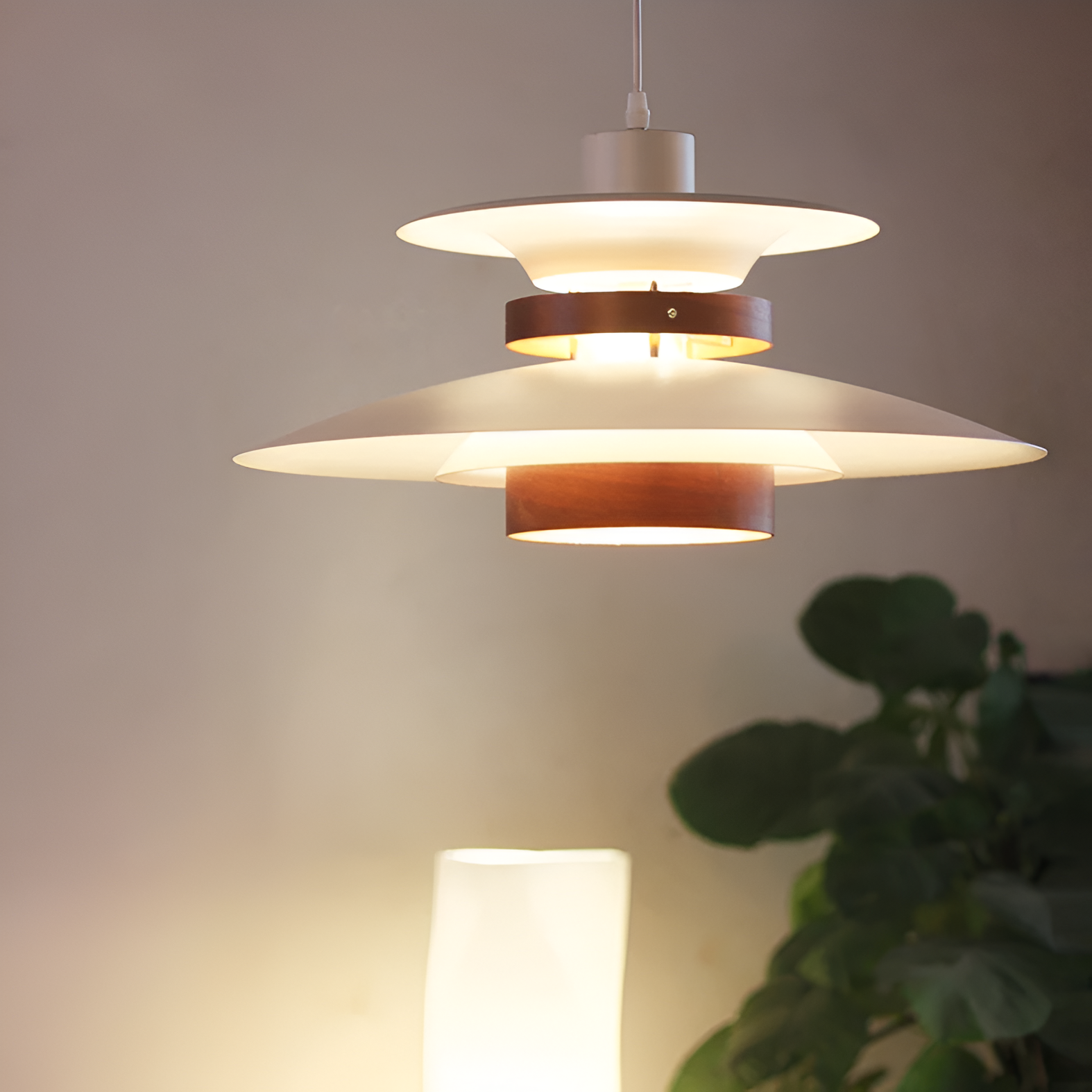 Aurora of Stillness Nordic Iron Pendant Light