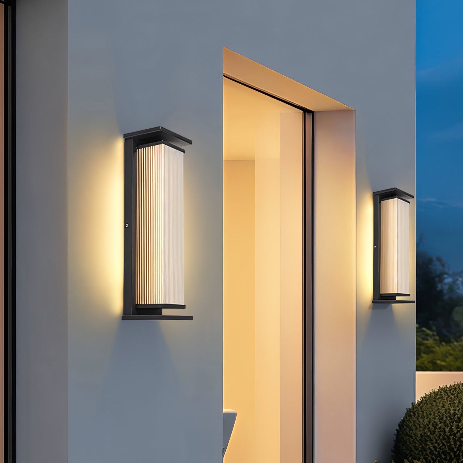 FROSTED BOX OUTDOOR LAMP