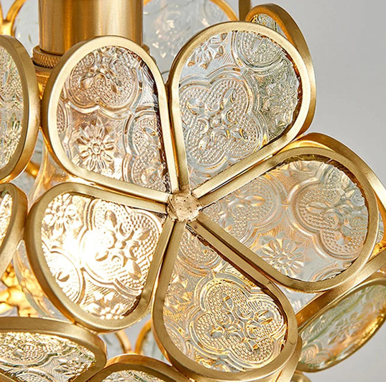 GOLDEN PETAL BLOOM PENDANT