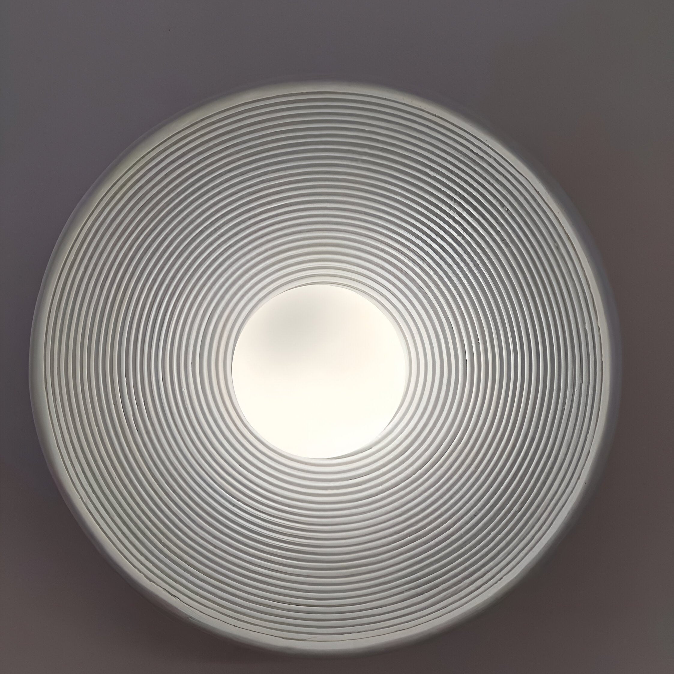 RIDGED BRONZE DISC LAMP
