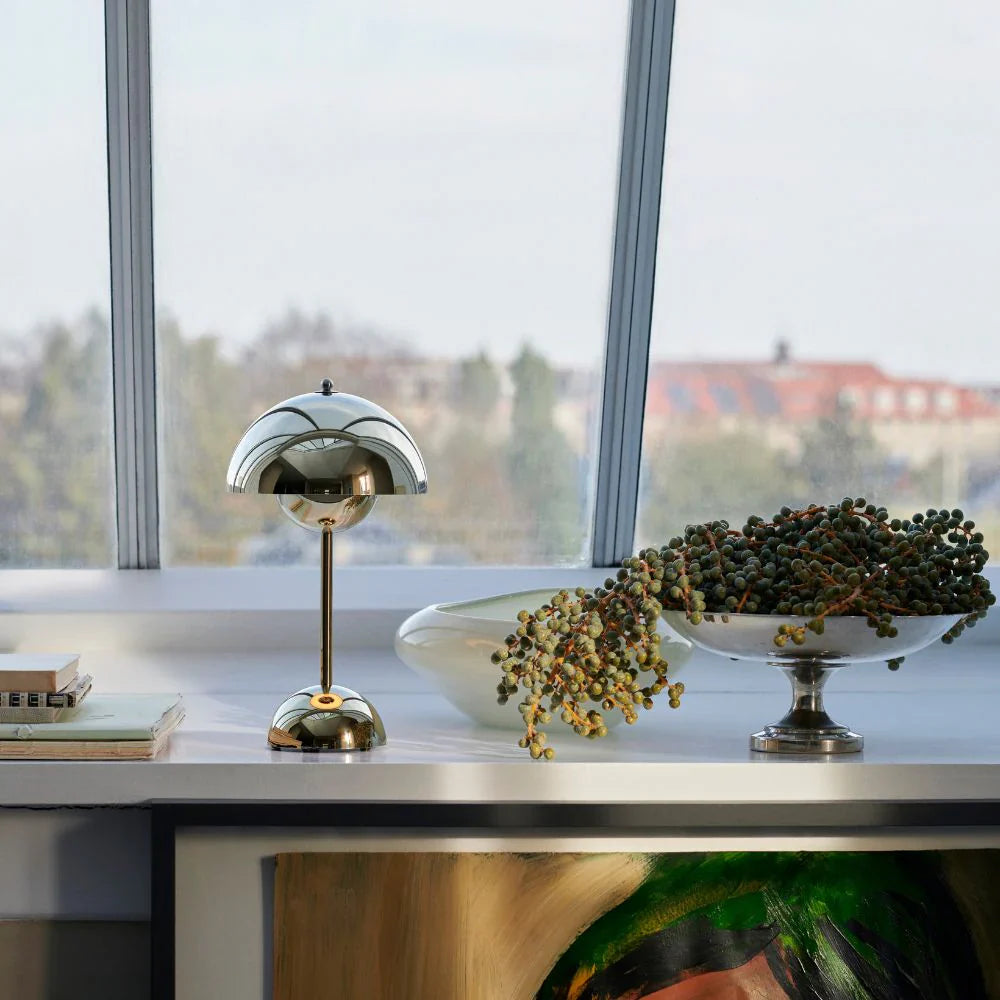 TAUPE DOME TABLE LAMP