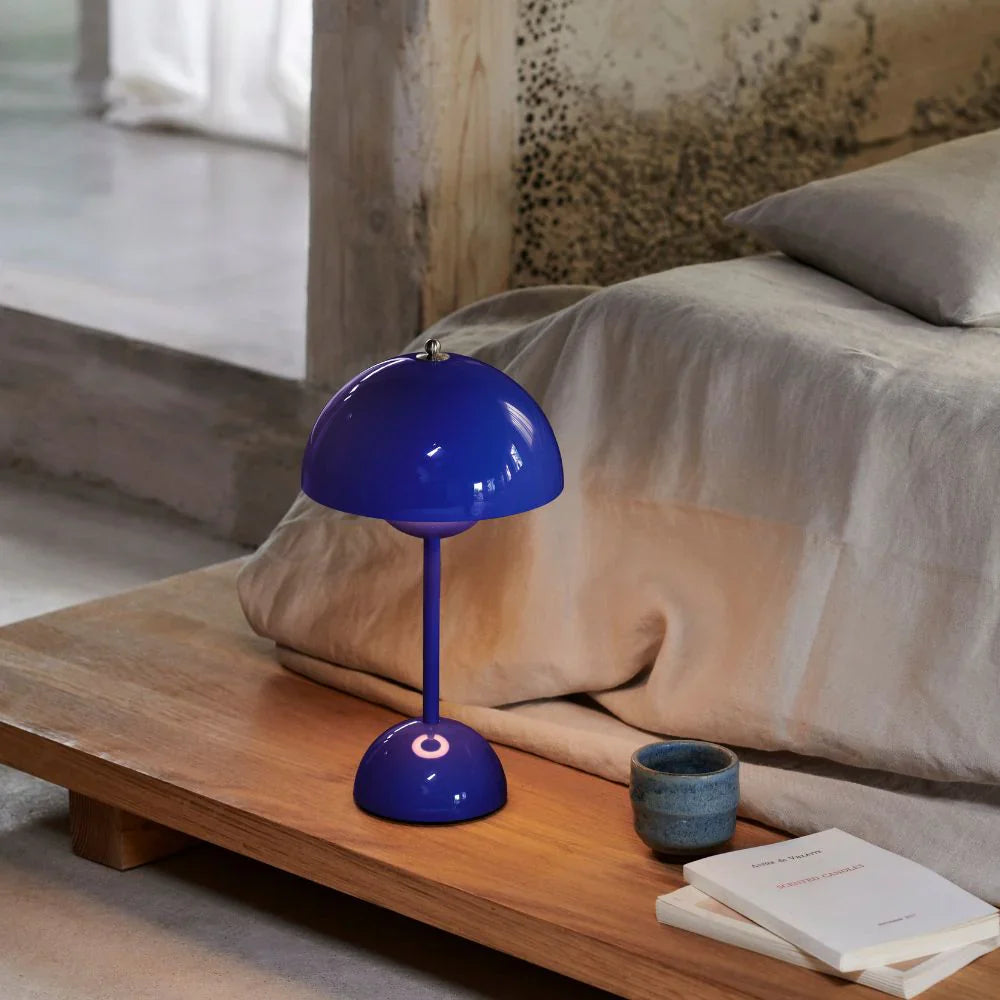TAUPE DOME TABLE LAMP