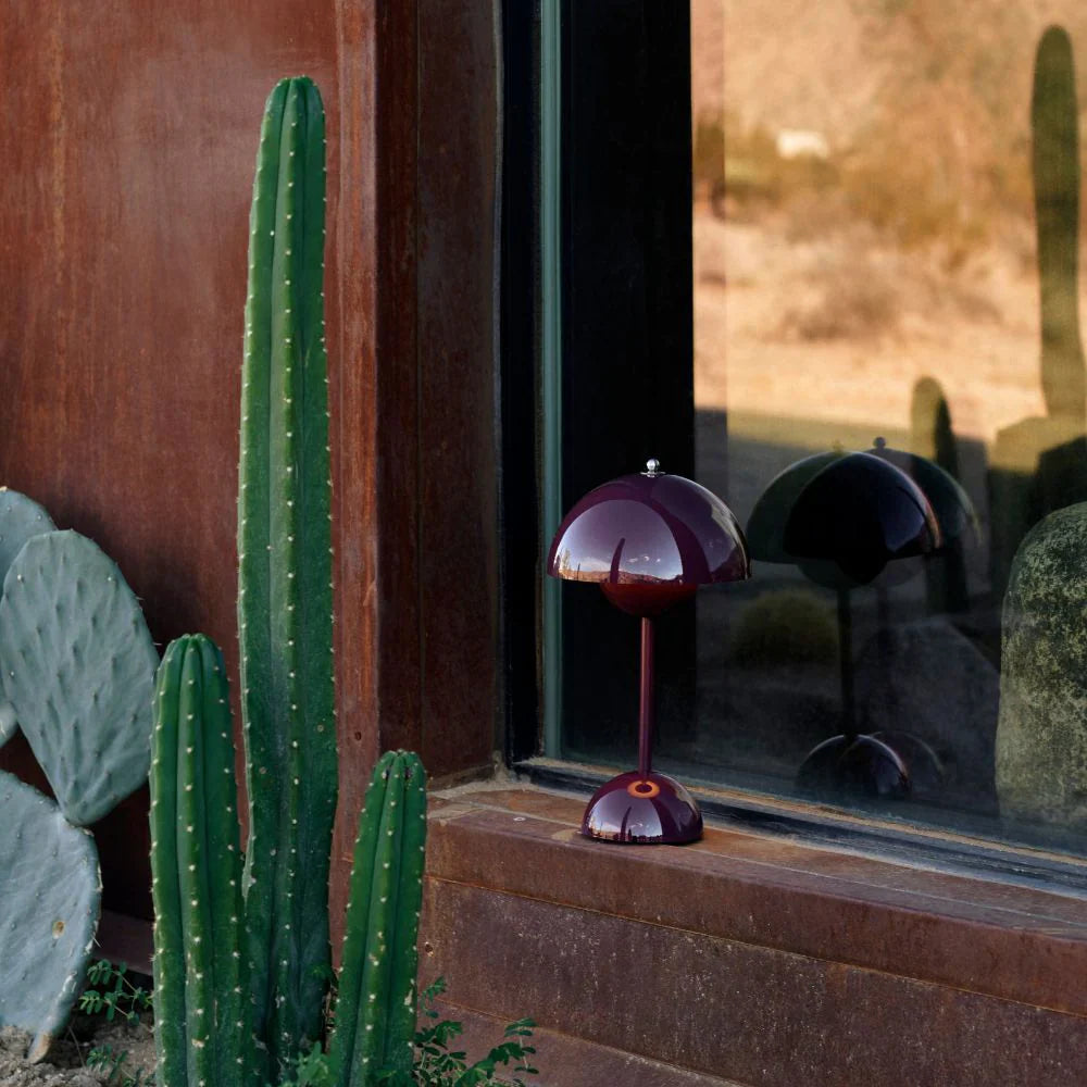 TAUPE DOME TABLE LAMP