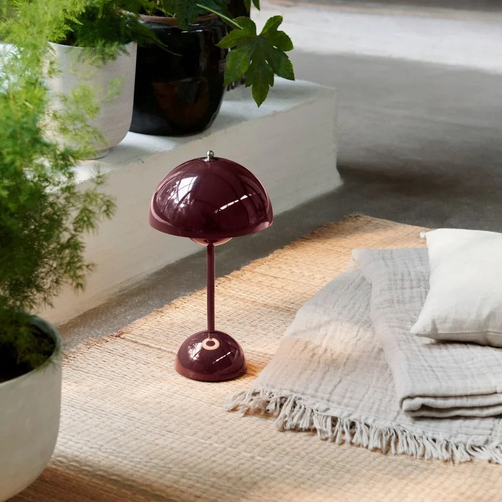 TAUPE DOME TABLE LAMP