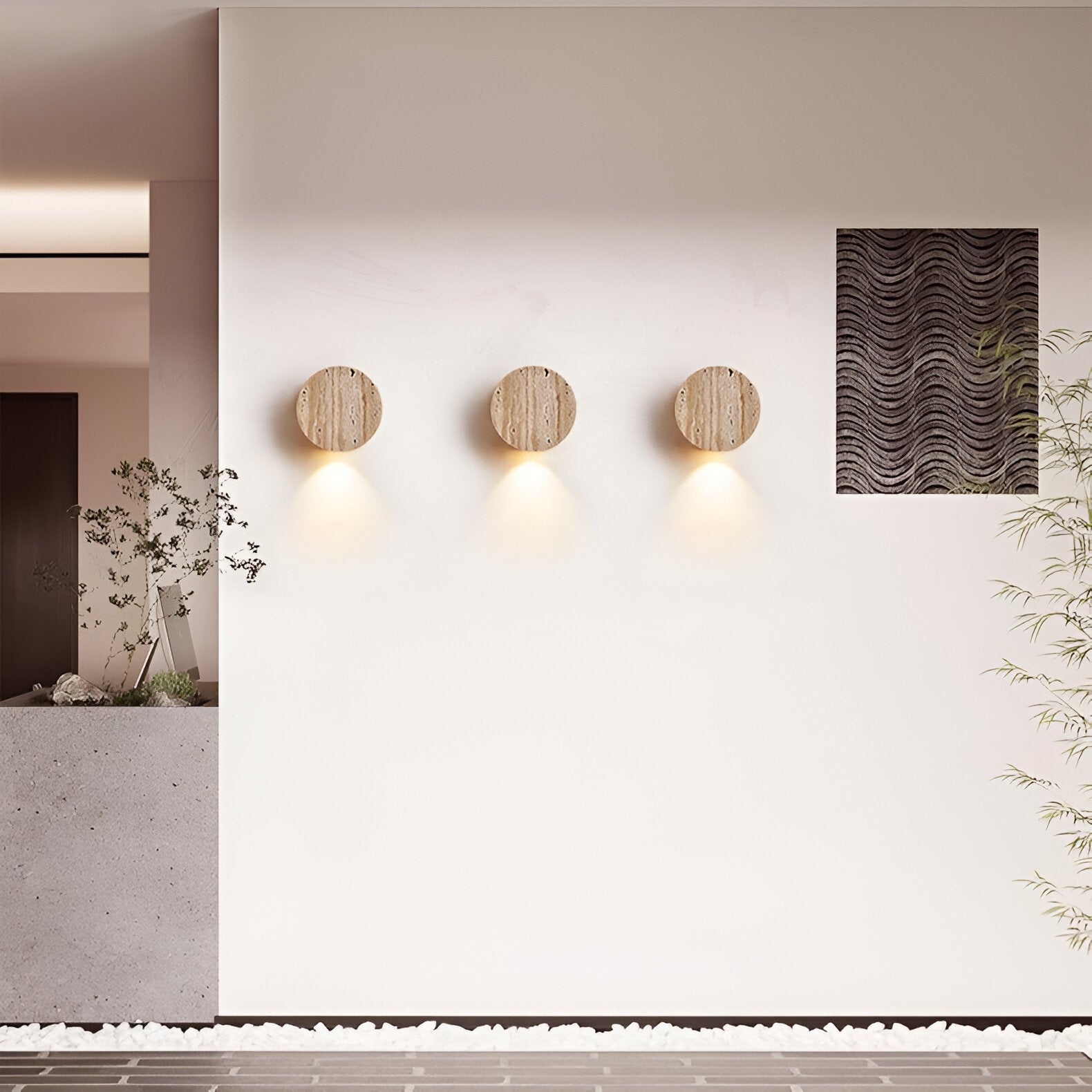 TRAVERTINE HALF-MOON WALL LAMP