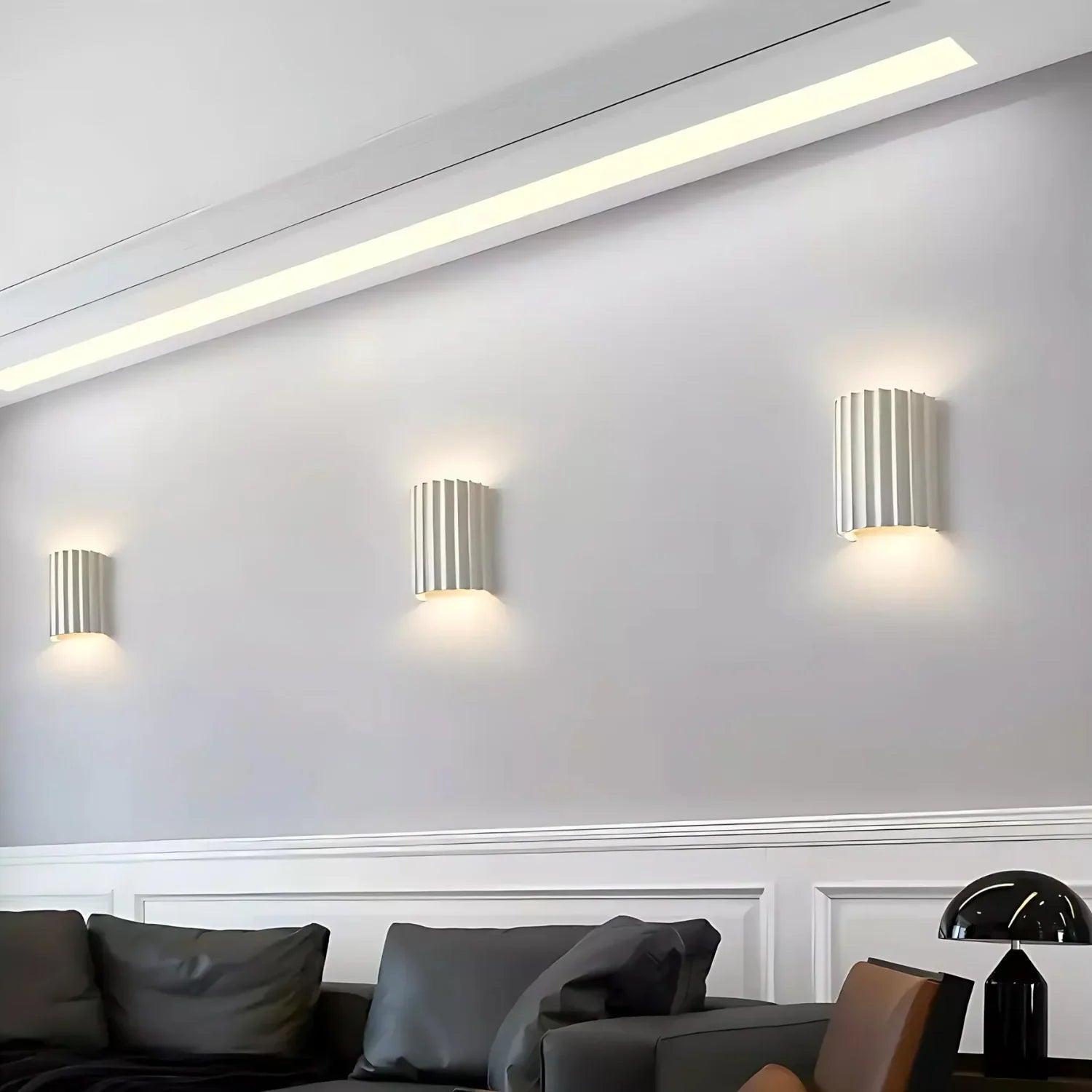 Nordic Resin Clarity Minimalist Wall Light