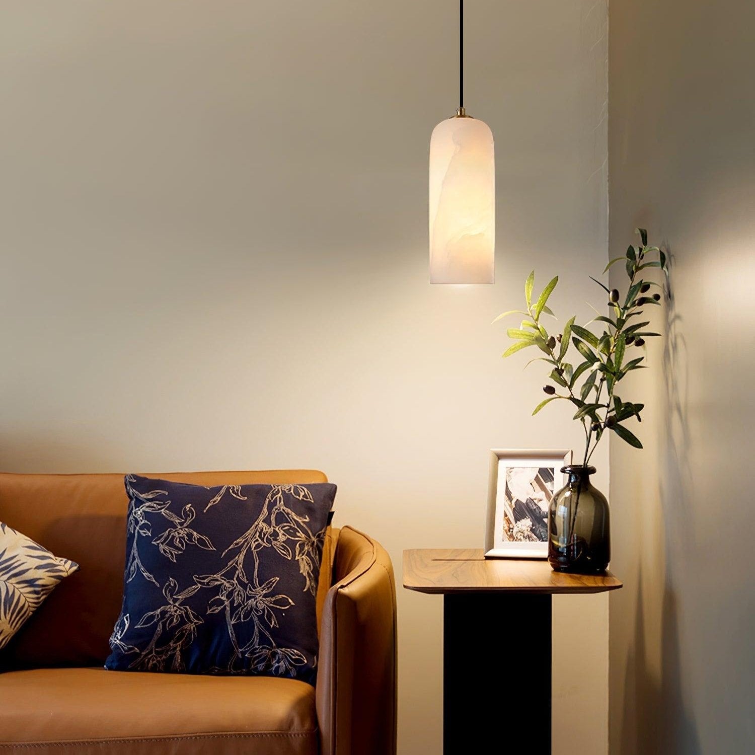 Nordic Modern  Alabaster Monty Pendant Light