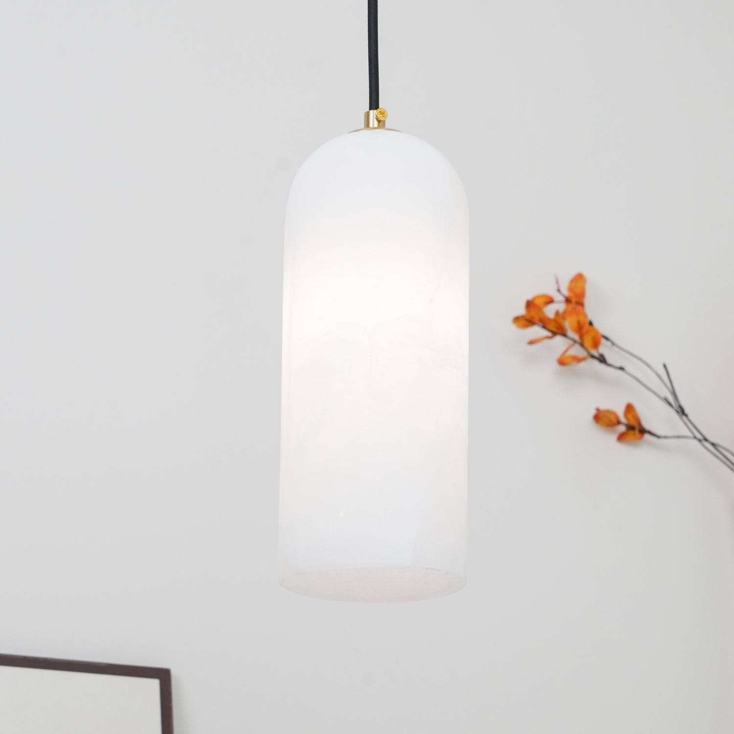 Nordic Modern  Alabaster Monty Pendant Light