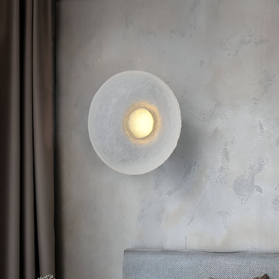 Seren Nordic Resin Round Wall Lamp