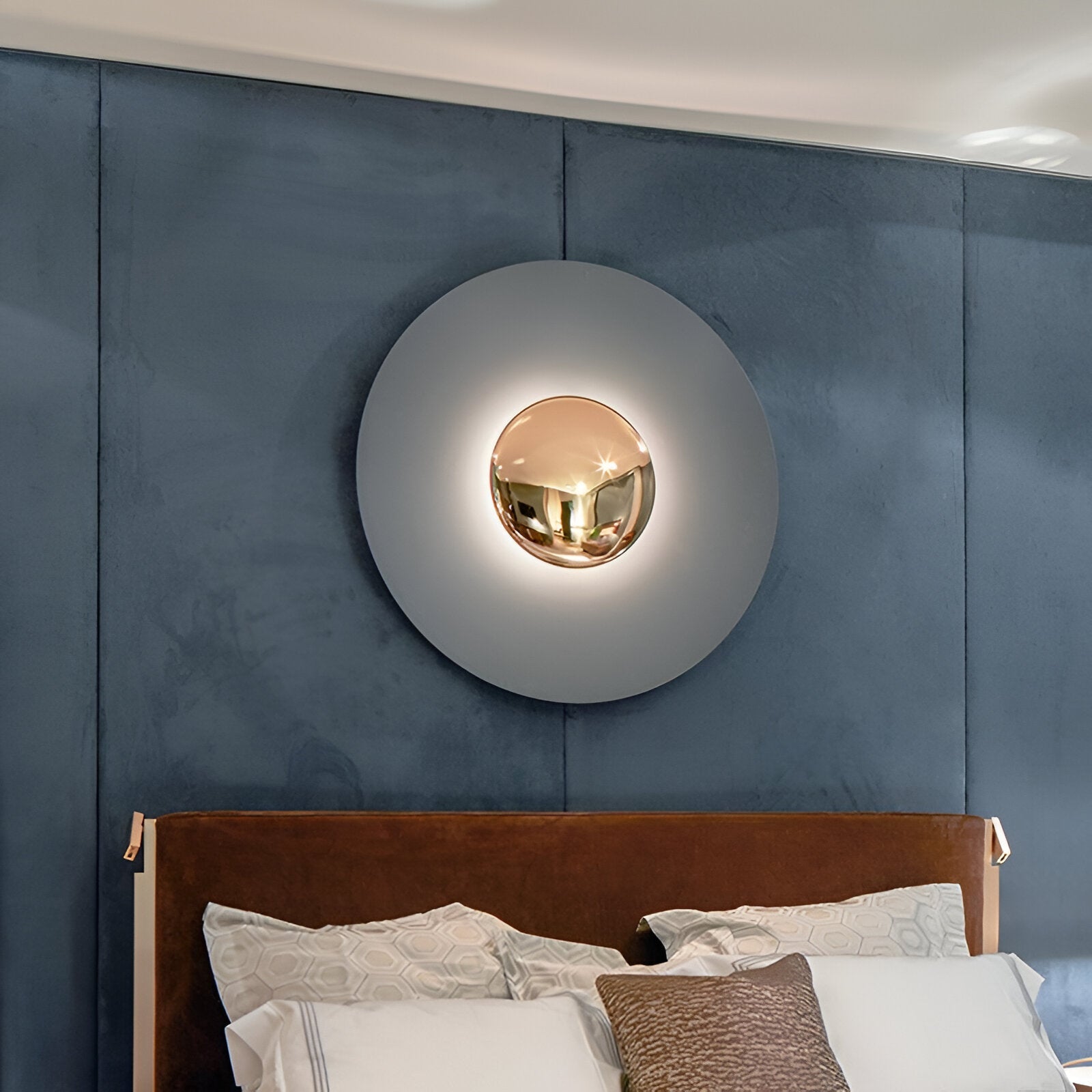 Delight Color Round Metal Wall Light