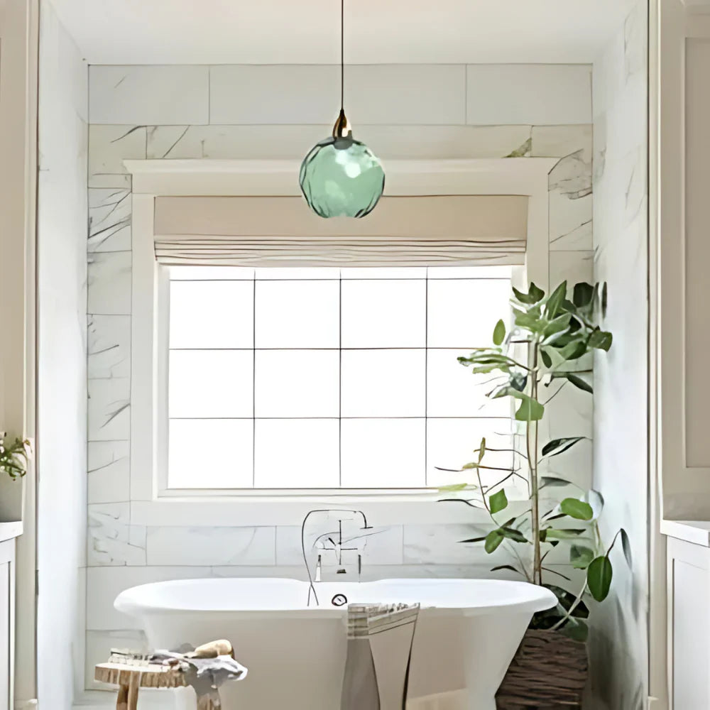 EMERALD GLASS GLOBE LAMP