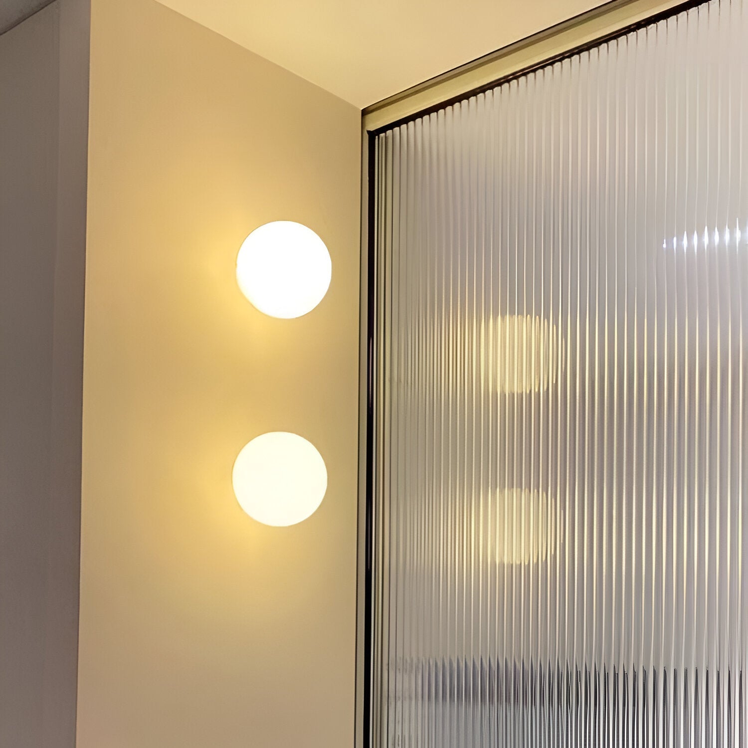 FROSTED GLOBE WALL LAMP