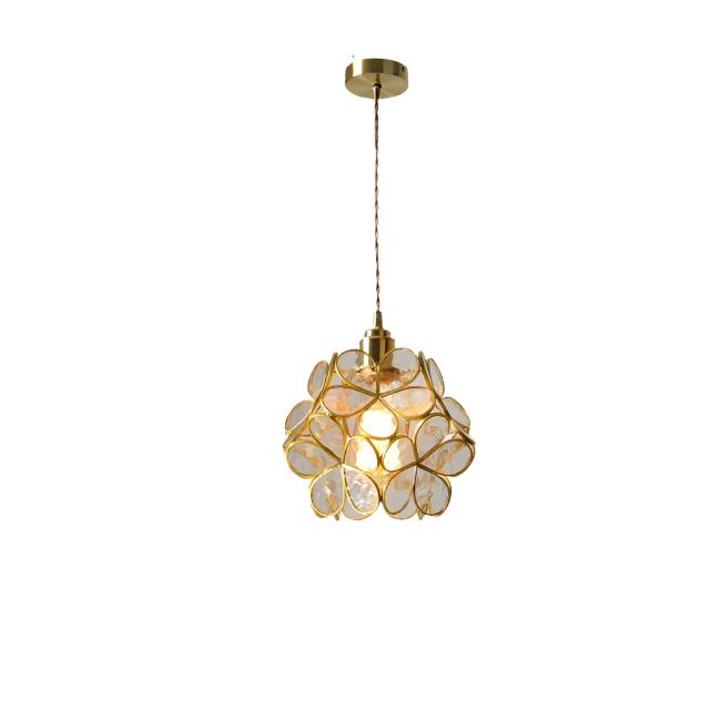GOLDEN PETAL BLOOM PENDANT