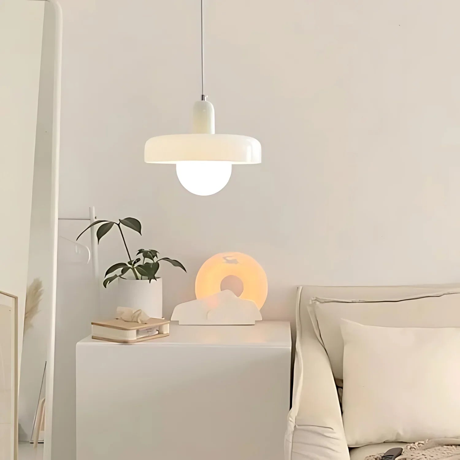HALO WHITE SAUCER PENDANT