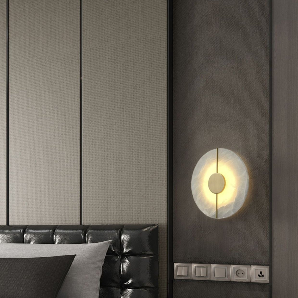 MARBLE ECLIPSE WALL LAMP