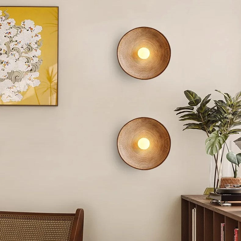 RIDGED BRONZE DISC LAMP