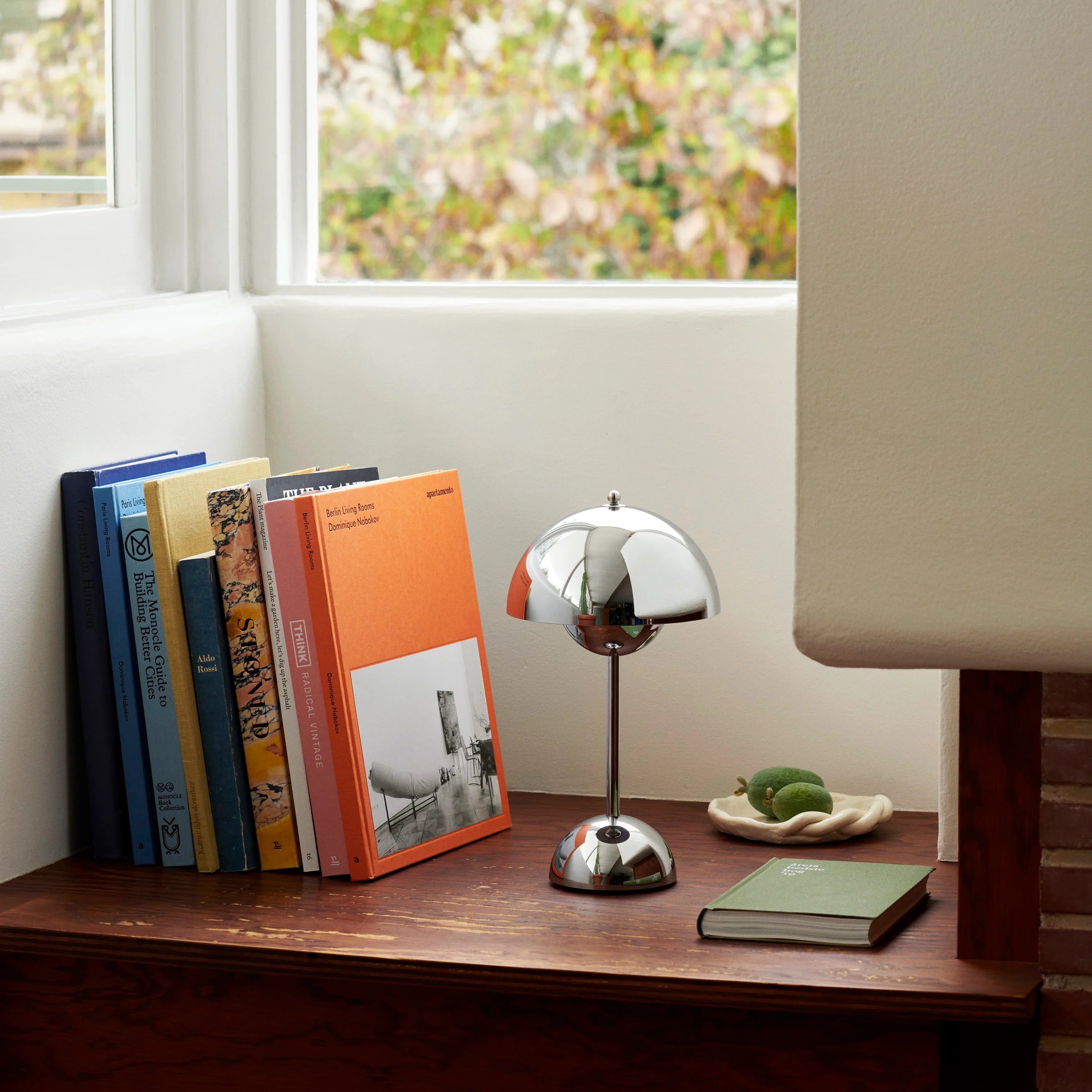 TAUPE DOME TABLE LAMP